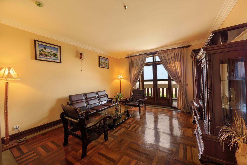 Blue River Hotel Phnom Penh Eksteriør billede
