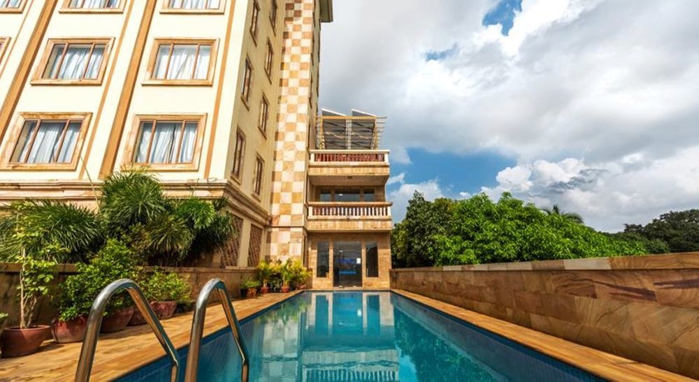 Blue River Hotel Phnom Penh Eksteriør billede