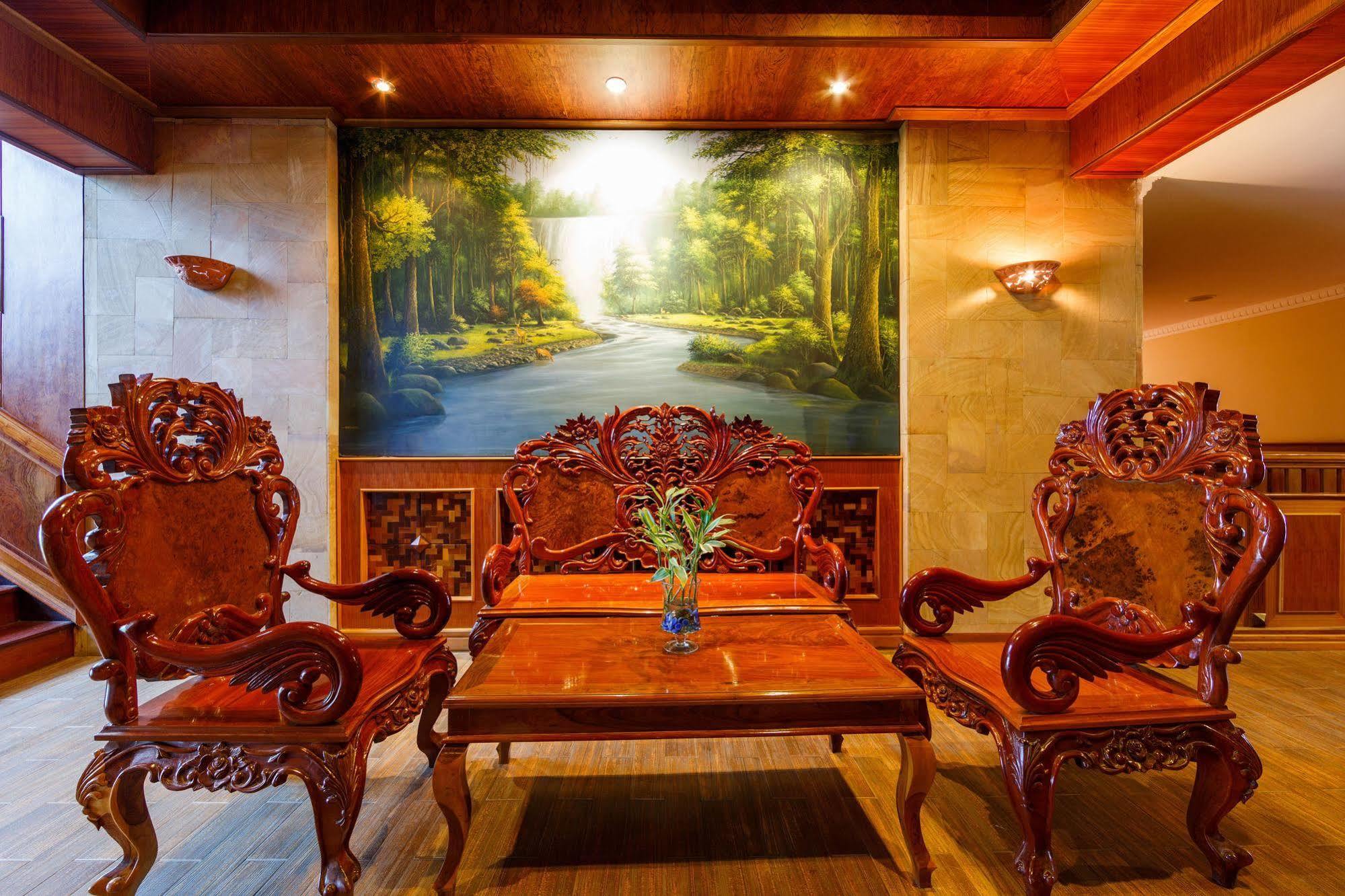 Blue River Hotel Phnom Penh Eksteriør billede